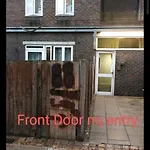 Room 4 In Central London